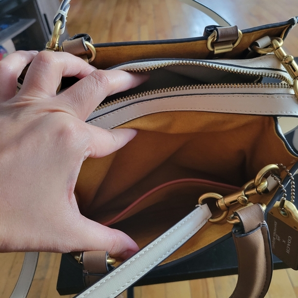 Sold Coach Jean Michel Basquiat rogue 25 - Picture 3 of 5